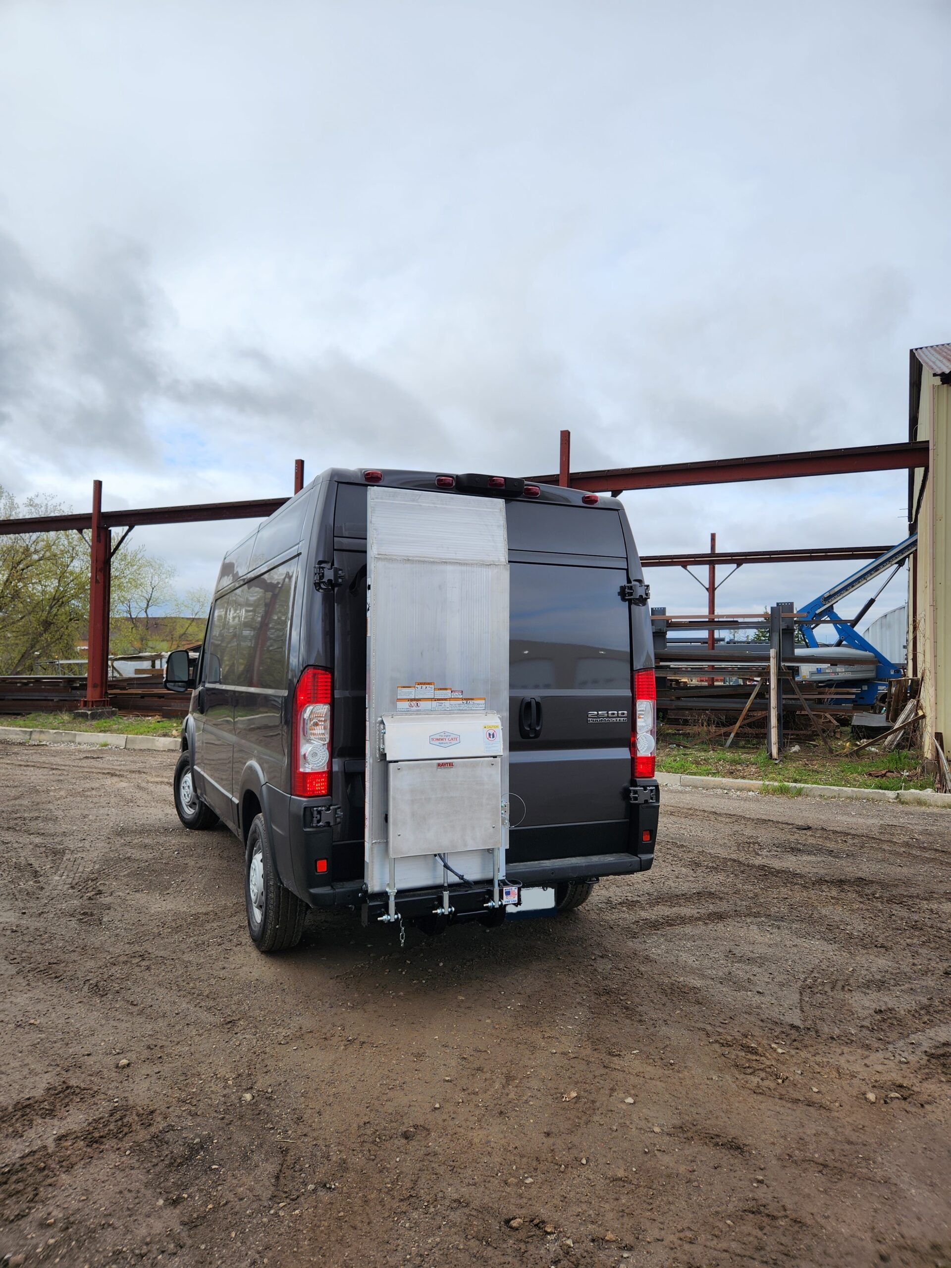 Tommy Gate Canitlever Liftgate Stowed